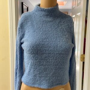 Soft Cropped sweater size medium